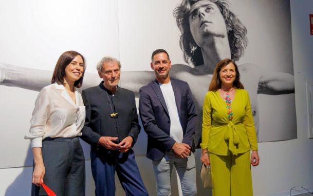 Vista previa de Miquel Navarro acompañado de Carlos Fernández Bielsa, Diana Morant y Marta Alonso en la inauguración de la Casa Taller